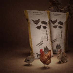 Thannwald Waldboden-Einstreu</br>für glückliches Geflügel</br>22kg / 120 Liter, Doppelpack